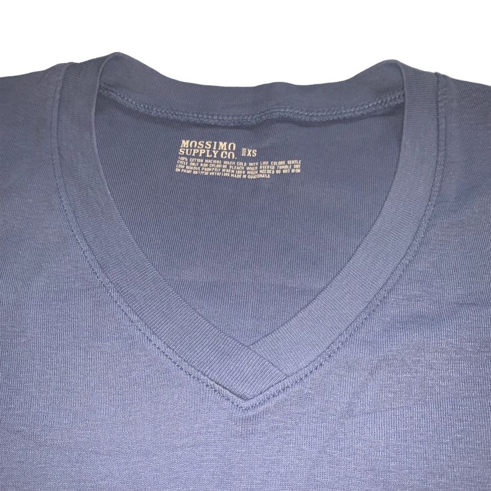 Great Bundle (3) Mossimo Bright V-Neck Basic T-Sh… - image 7